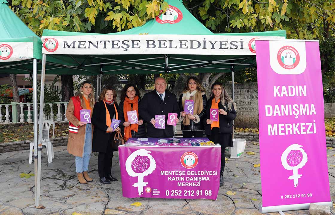 Başkan Gümüş Stantları Ziyaret Etti