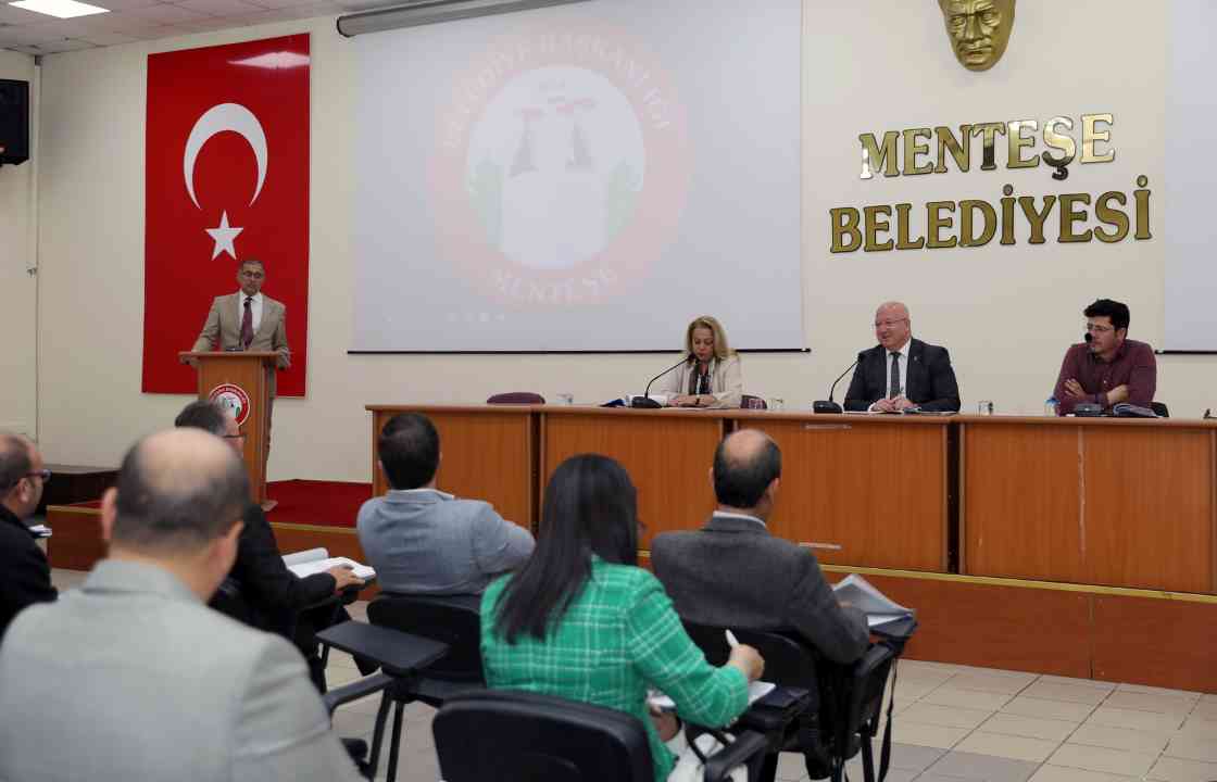 Başkan Gümüş Meclis Üyelerini Bilgilendirdi