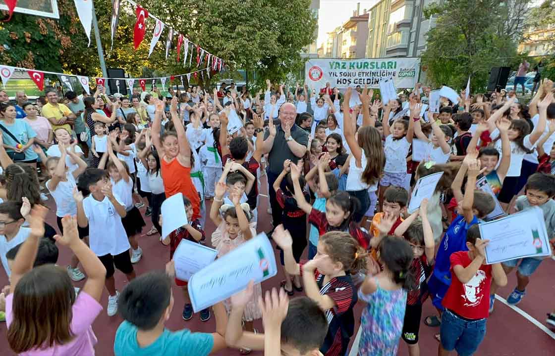 MENTEŞE BELEDİYESİ KURSLARINA 3 BİN KURSİYER KATILDI