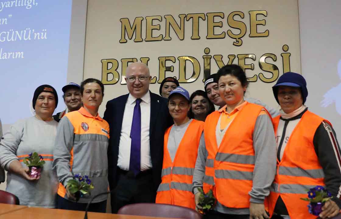BAŞKAN GÜMÜŞ DÜNYA EMEKÇİ KADINLAR GÜNÜ’NÜ KUTLADI