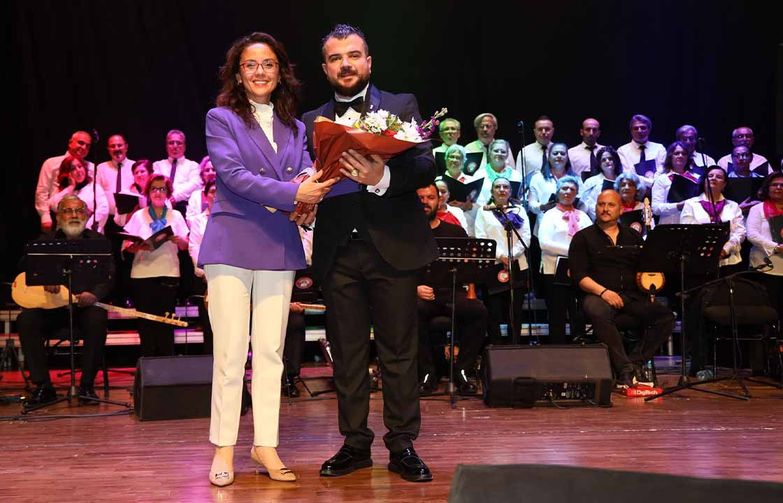 MENTEŞE’DE EGE’DEN TEKE’YE TÜRKÜ DOLU BİR GECE
