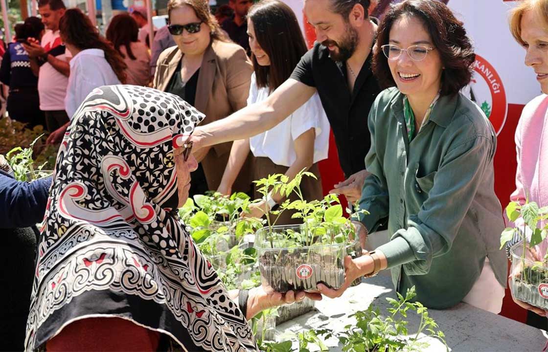 Menteşe Belediyesi’nden 60 Bin Ata Tohumu Fidesi